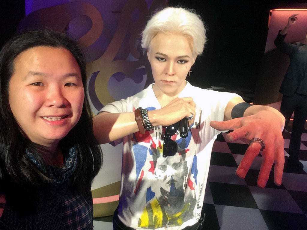 Taking a selfie with G Dragon wax statue in Seoul