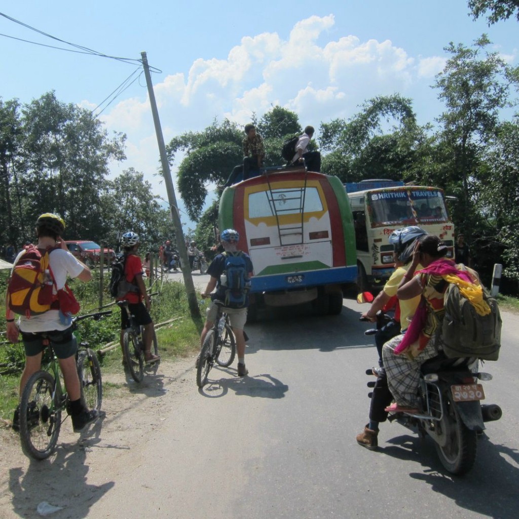 kathmandu-biking